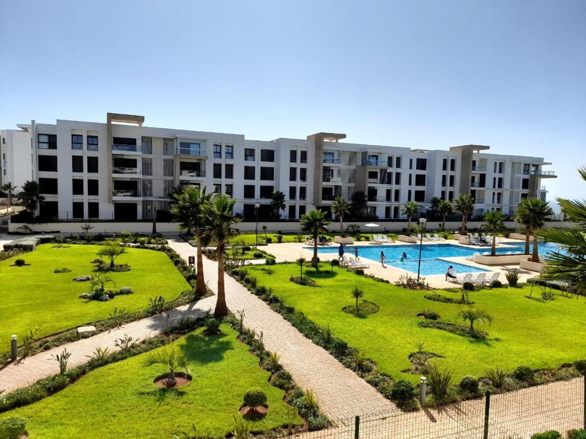 Vus Sur Mer Et Piscine ซาเล ภายนอก รูปภาพ